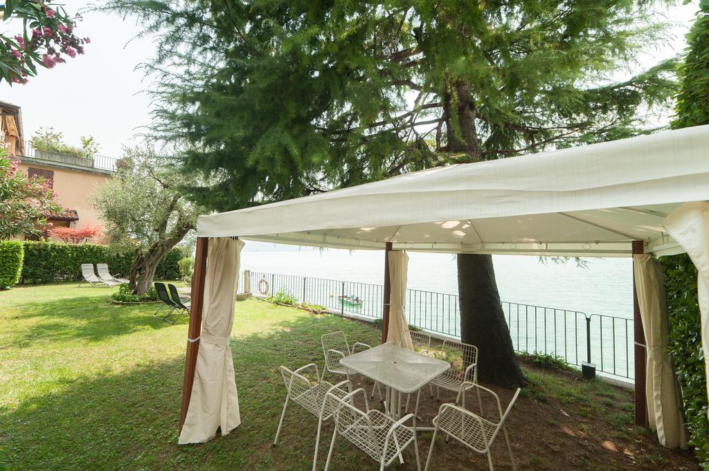 Nest On The Lake Marone Room photo